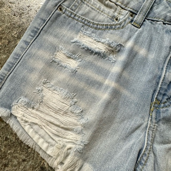Blue Spice Blue Jean Shorts Distressed High-Waisted - Picture 2 of 4